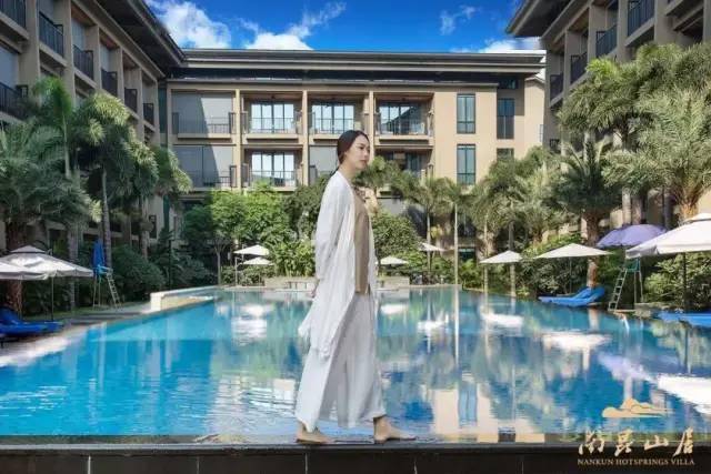 住进山里秘境~AAAA南昆山居温泉度假酒店，618元住宿+自助早+园林温泉+chao大泳池