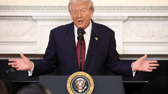 特朗普谈民主党选举压倒性胜利：我认为这对共和党不利