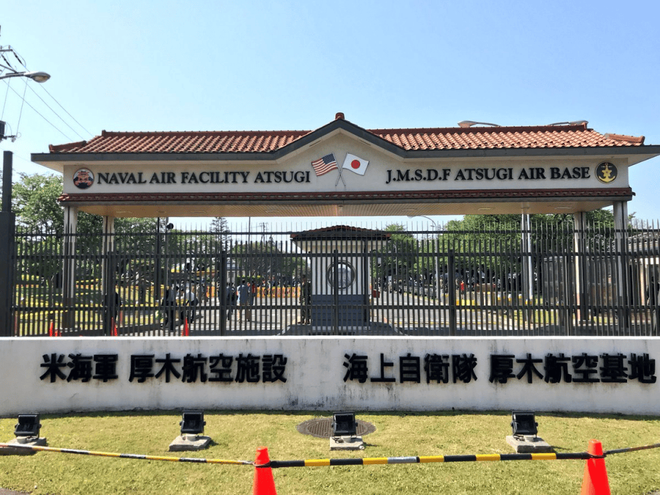 乌克兰不入北约？泽连斯基同意下课？