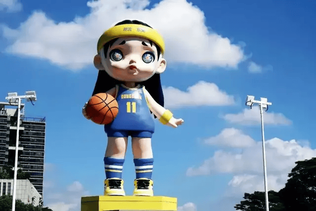 一边万人大厂停工，一边出口订单暴增：“潮玩之都”东莞，深陷冰火两重天